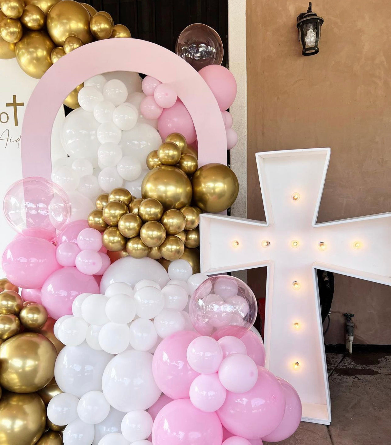 The Monica - Balloon Arch - Toronto and Vaughan Balloons