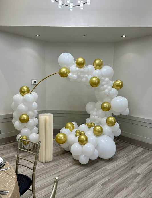 Balloon Arch on Gold Frame - Toronto and Vaughan Balloons
